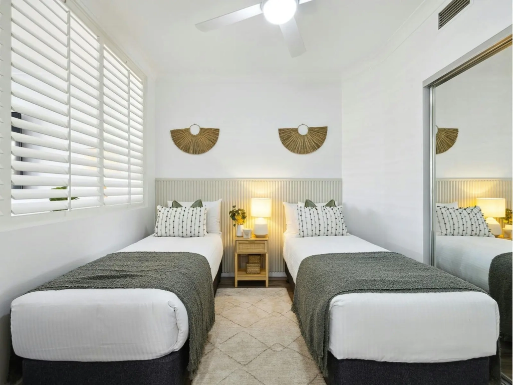 Bedroom 2 - Twin Beds