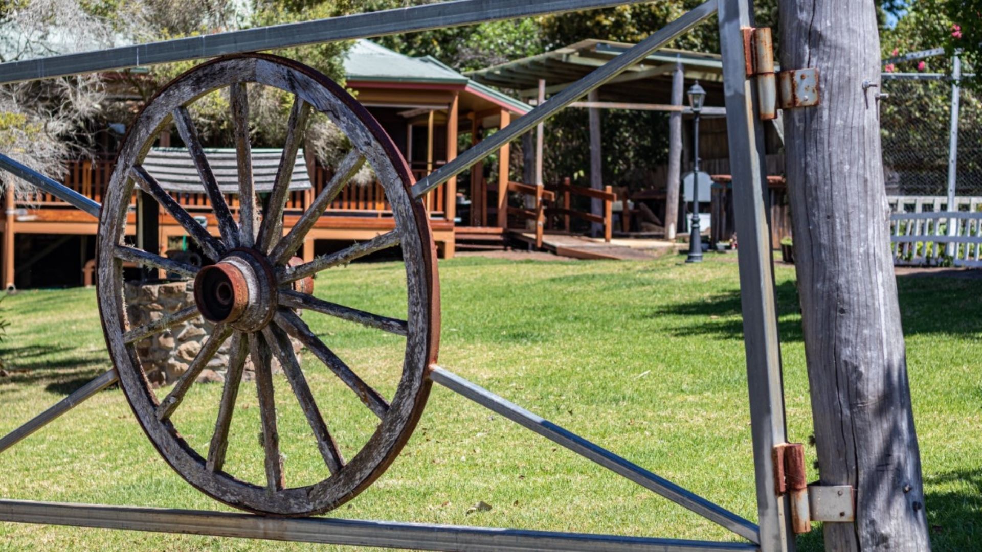 mystery mountain farm stay