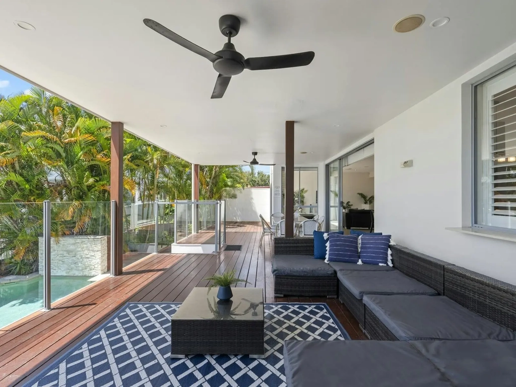 undercover outdoor area