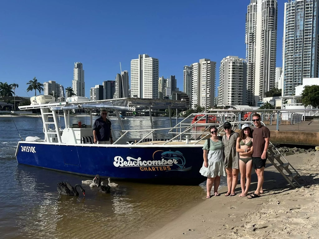 Beach hopping, first stop Surfers Paradise!