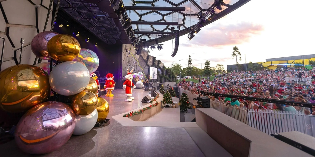 Mayor’s Christmas Carols presented by Village Roadshow Theme Parks Image 1