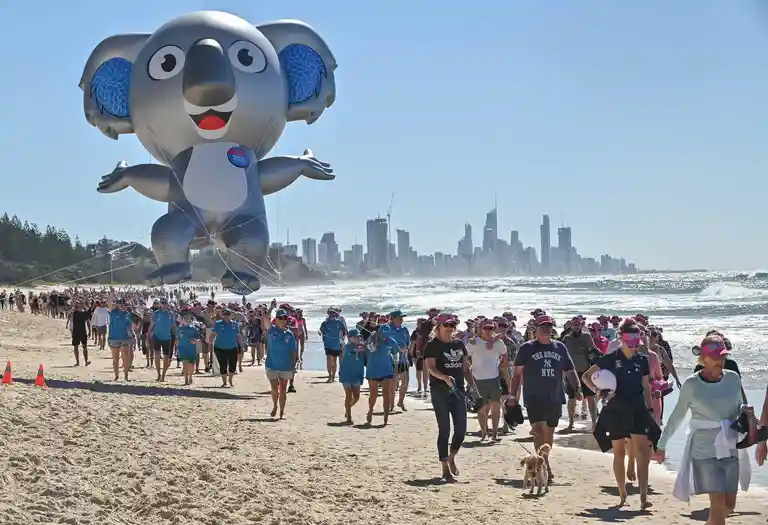 Gold Coast Beach Parade Image 1