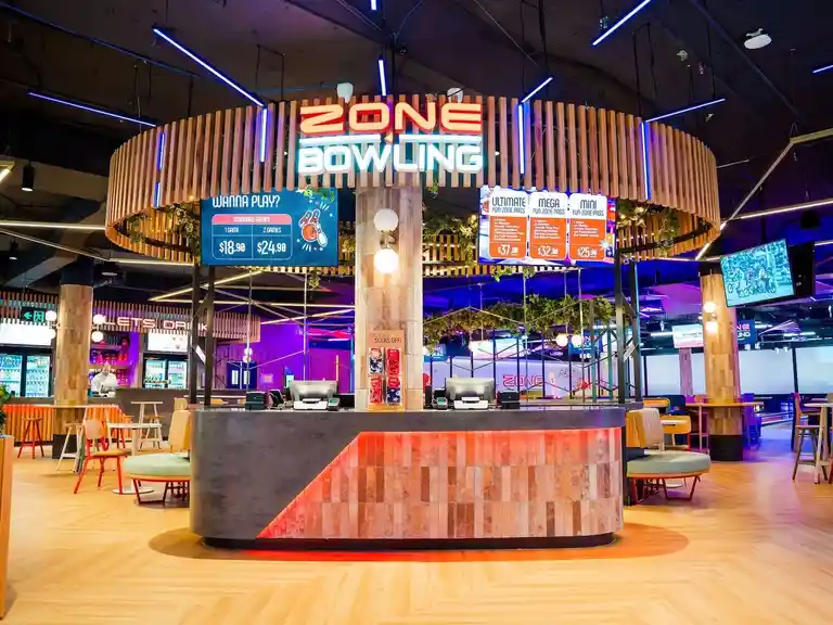 Timezone & Zone Bowling Surfer's Paradise