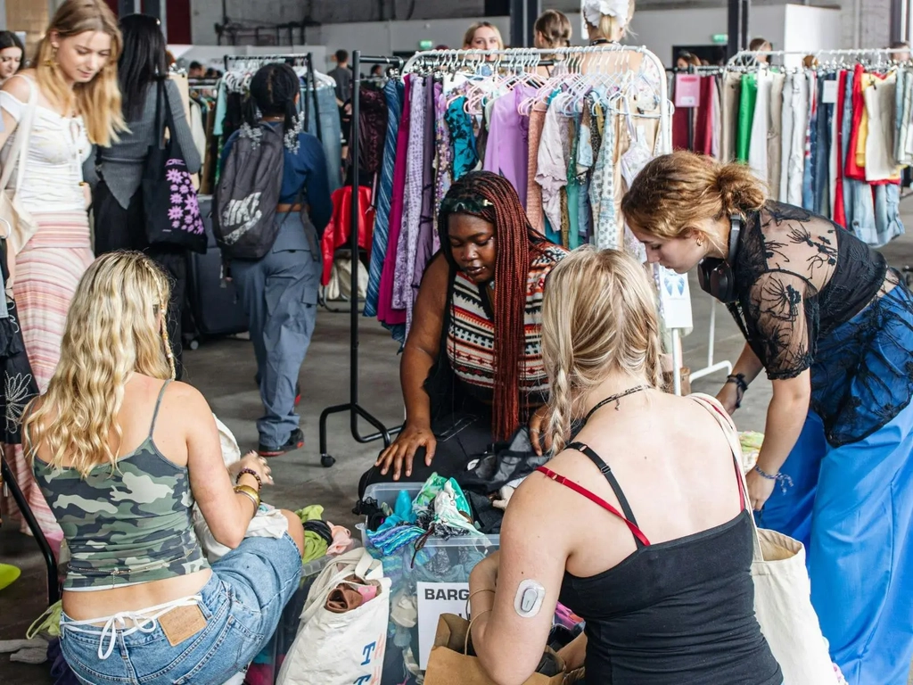 Fashion Thrift Society Gold Coast Image 2