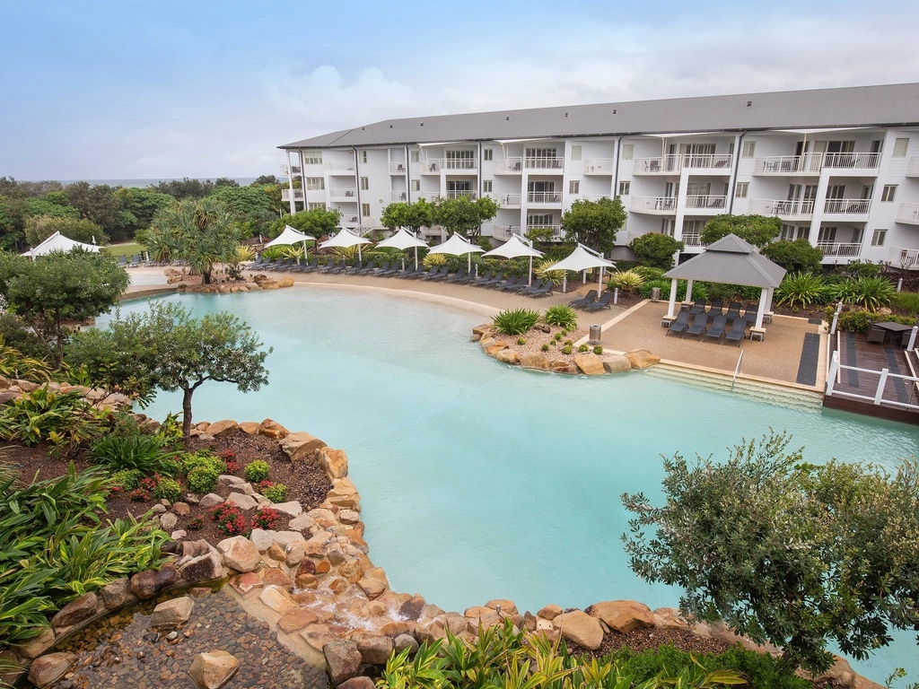 Mantra on Salt Beach - Swimming Pool