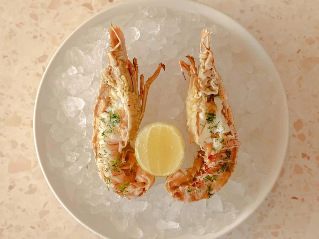 Seafood on Ice at The Tropic Restaurant