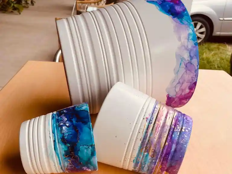 Sip N Dip - Learn to make alcohol ink planters -Burleigh Heads - Club Burleigh Image 1