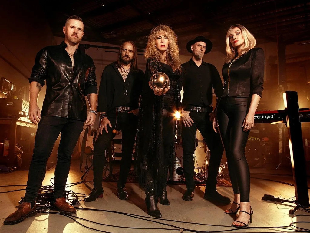 Starshine - Tribute To Stevie Nicks & Fleetwood Mac at Currumbin RSL Image 1