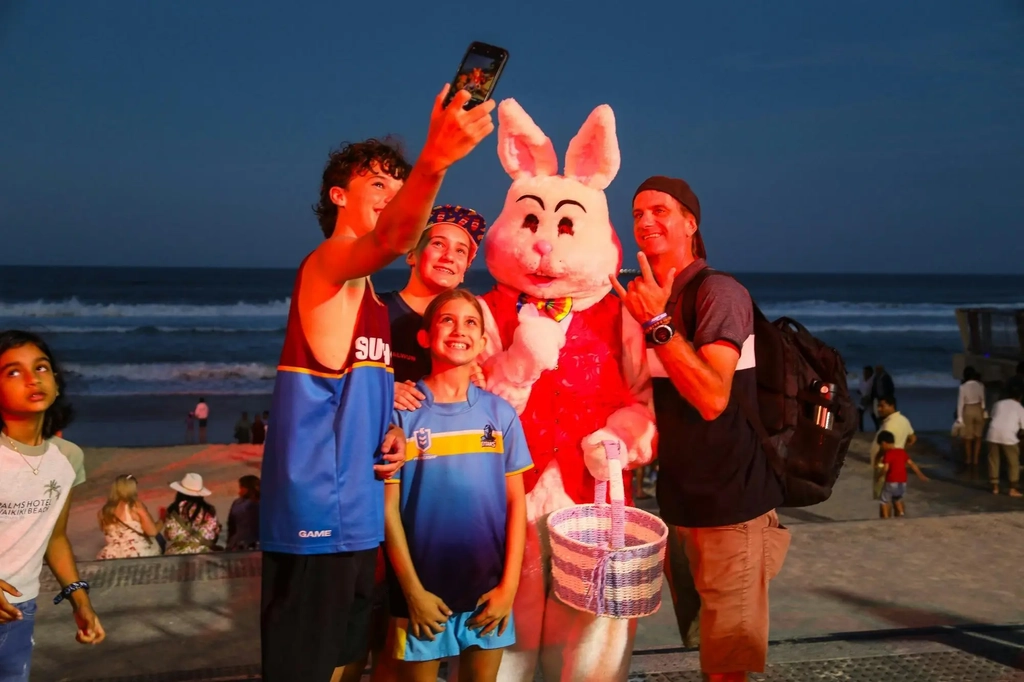 Surfers Paradise Easter on the Esplanade Image 1