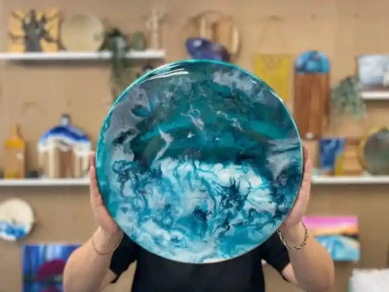 Learn how make an epoxy resin lazy susan - Broadbeach Sip 'n' Dip Image 1