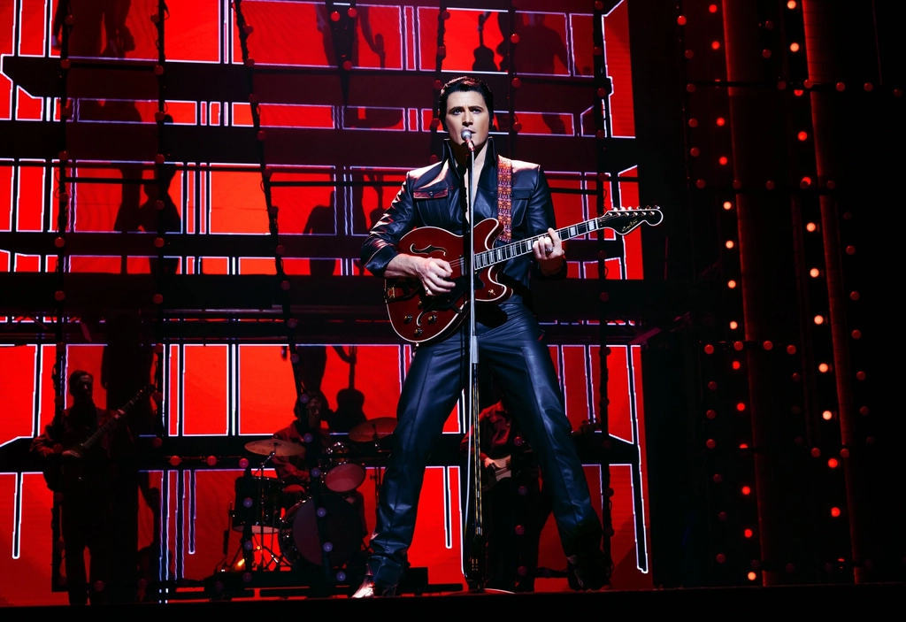 Elvis: A Musical Revolution Image 1
