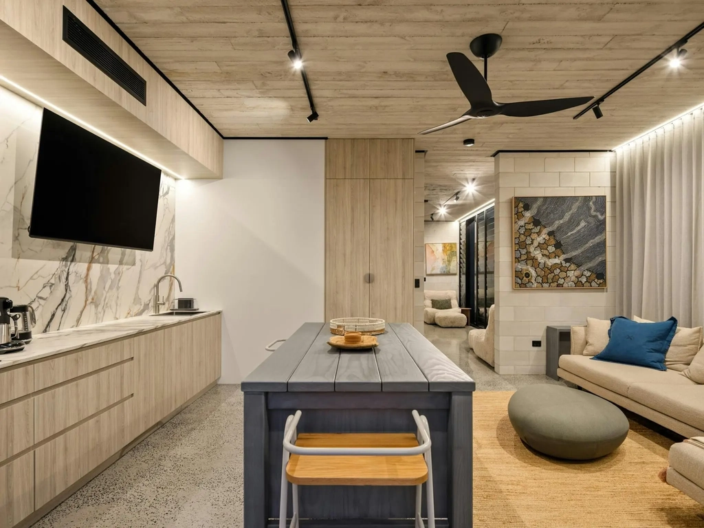 Second living room with a kitchenette opening to a canal deck