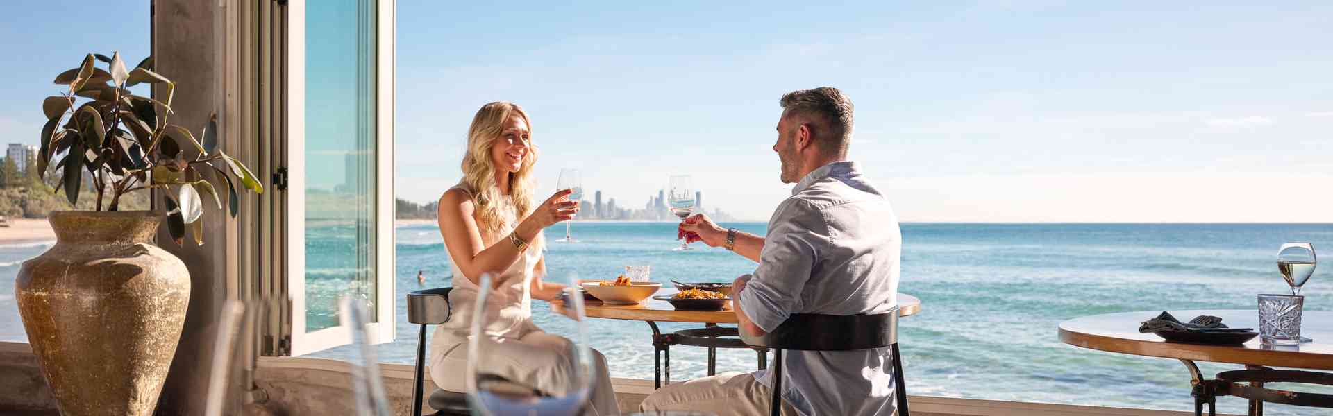 25 Great Gold Coast Dates