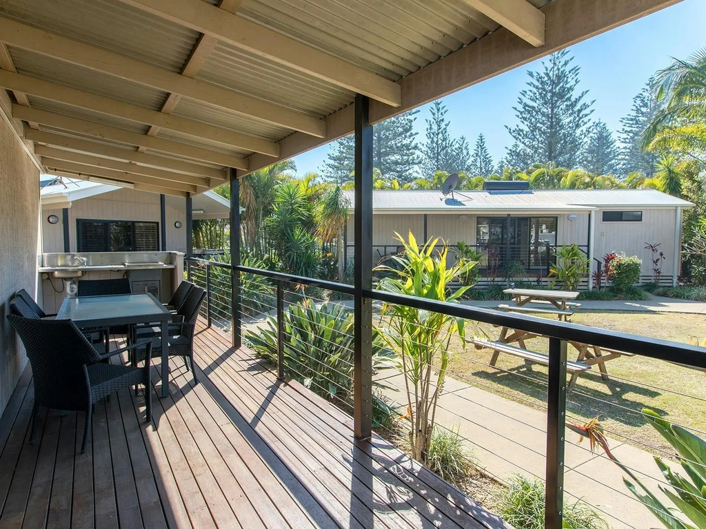 Main Beach Tourist Park cabin balcony