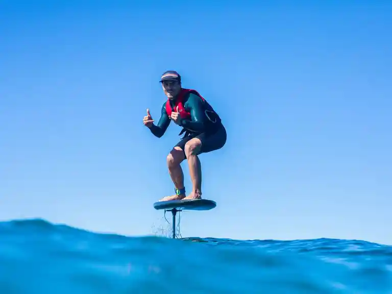 Intermediate Foiling Australia student learning how to foil