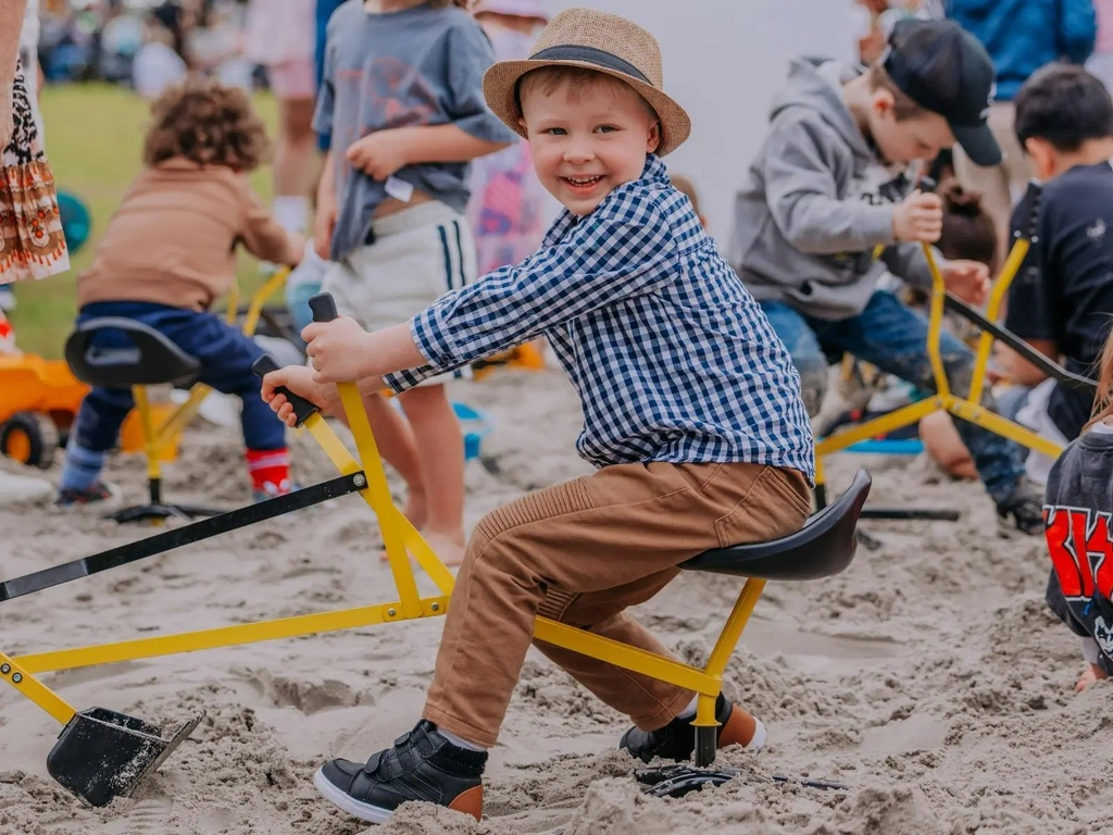 Monster Machinery Day Image 8