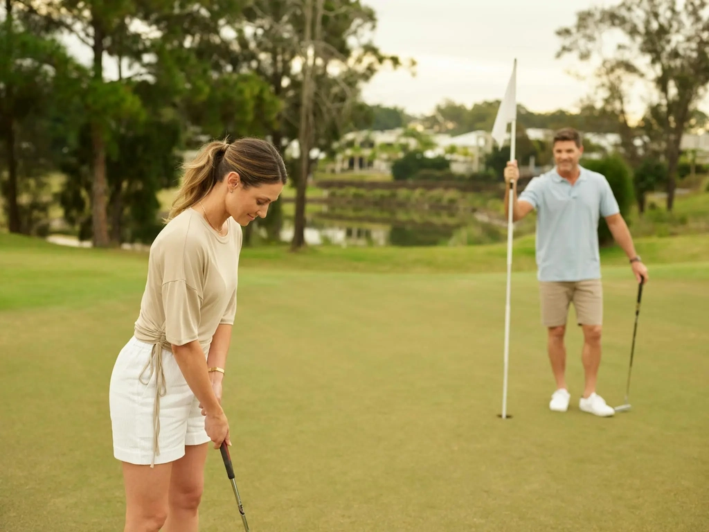 Royal Pined Golf Couple