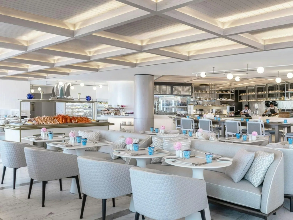 Akoya Restaurant