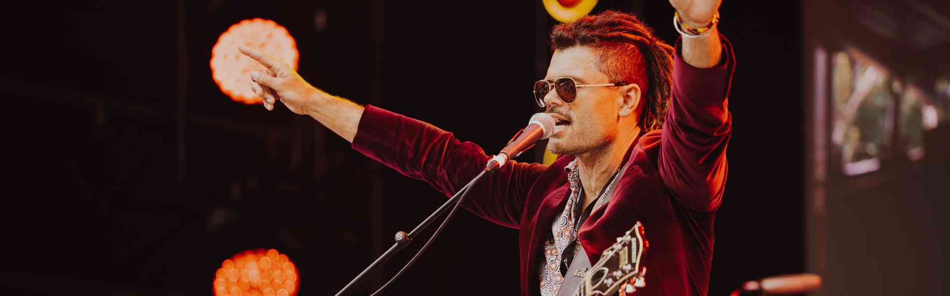 Artists And Fans Unite to Celebrate 25 Years of Blues on Broadbeach
