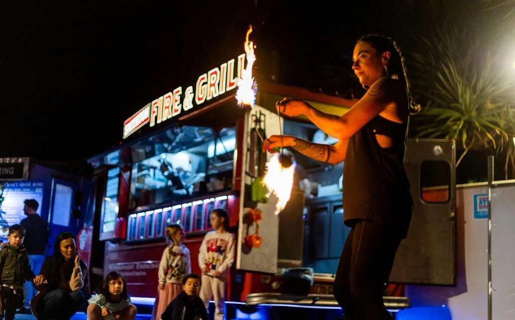 Dreamworld Night Market Image 6