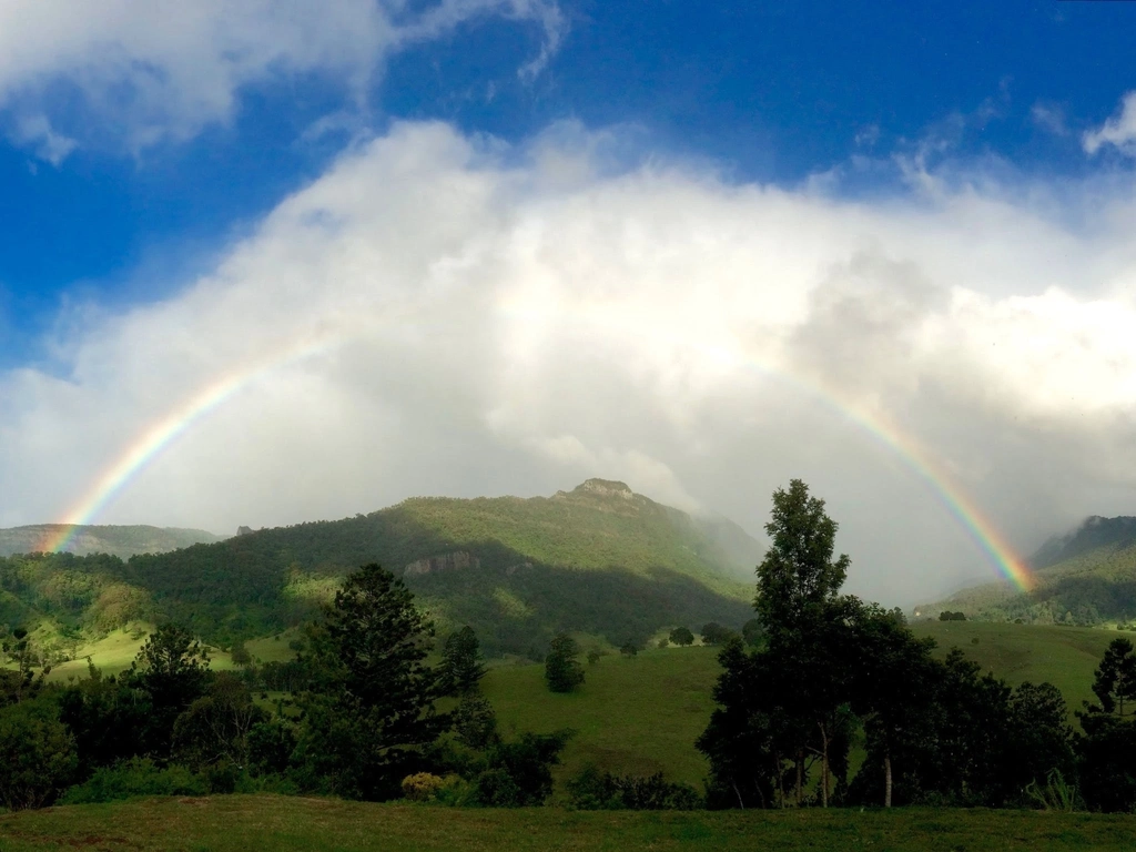 Can your camera capture a rainbow?