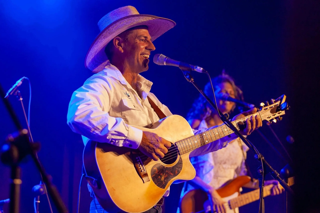 Tom Curtain's Here's to You Tour - Boonah Image 2