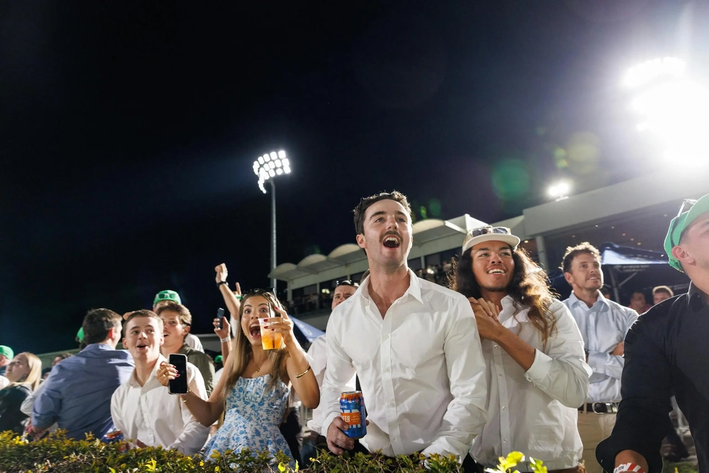 Silks Under The Stars Race Evening Image 2