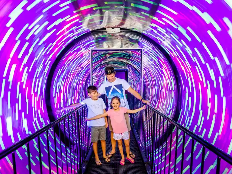 Tunnel