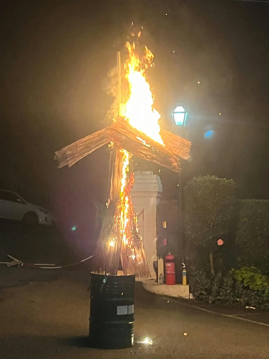 Winter Solstice Scottish Pipes and Bonfire Image 3