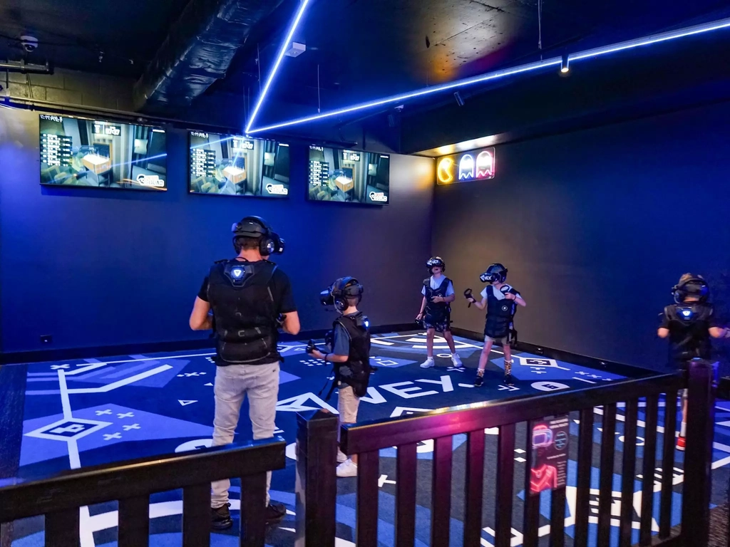 Virtual Reality Arena