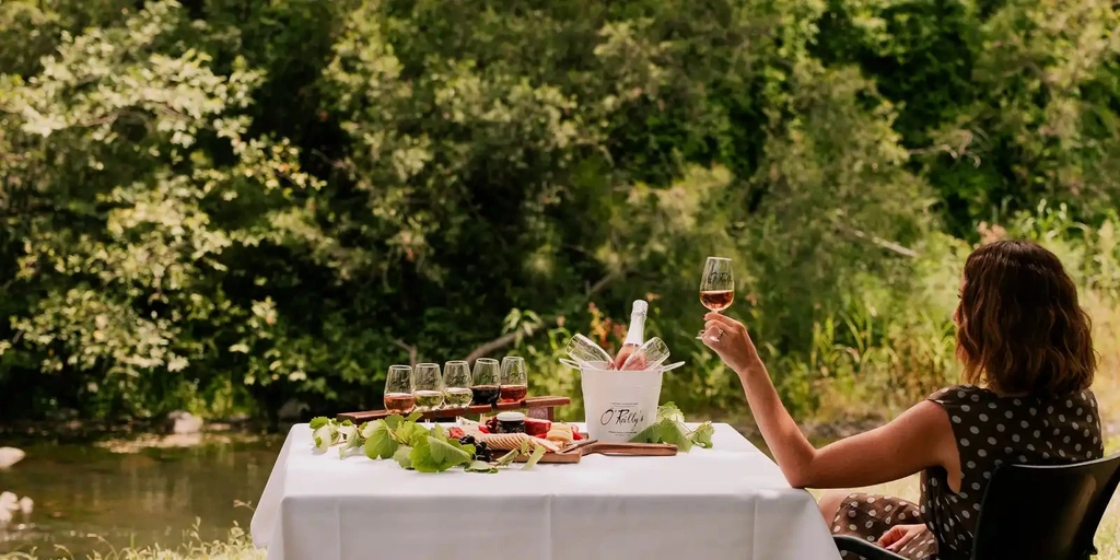 O'Reilly's Artisan Picnic and Alpaca Experience Image 1