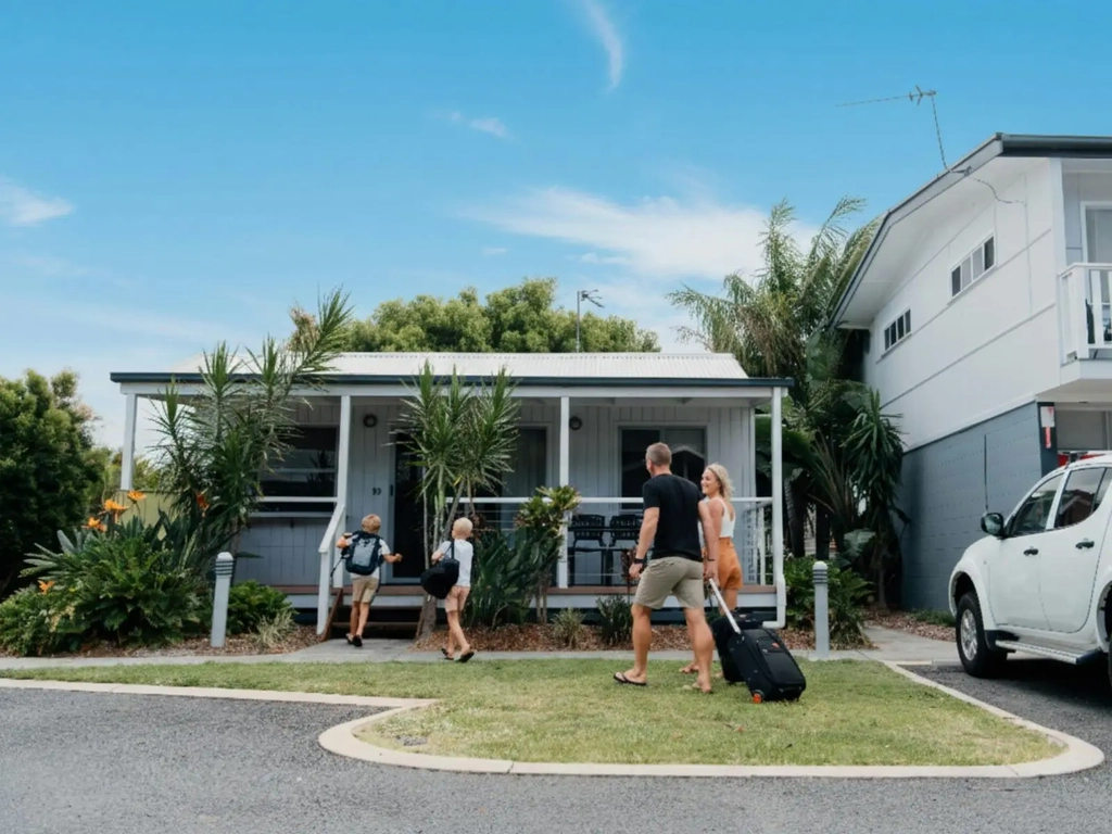 Deluxe Tropical Villa