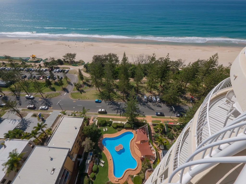 Burleigh Surf