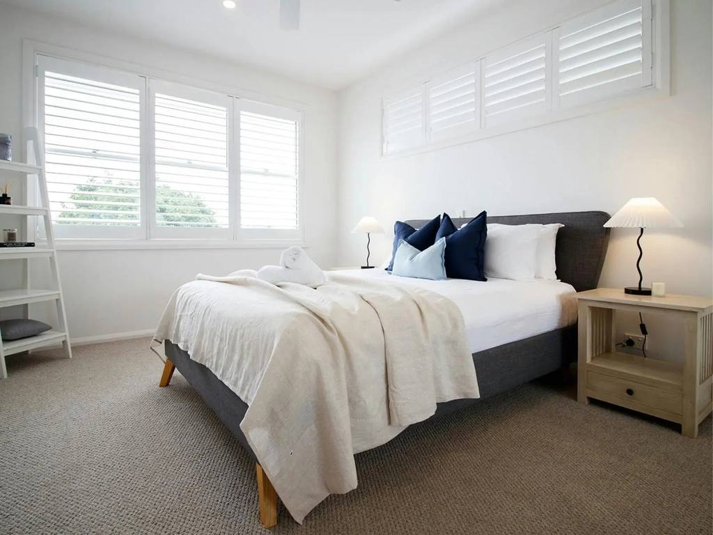 Four bedroom home in Palm Beach - Second bedroom