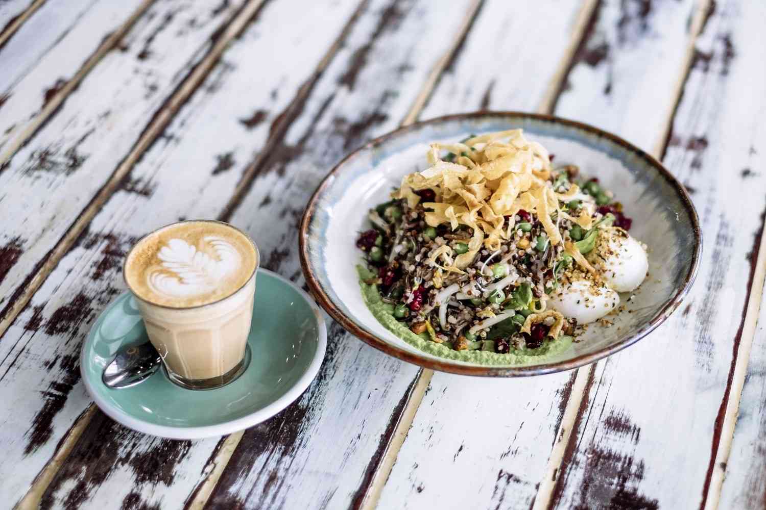 LOCALS GUIDE: BEST BREAKY SPOTS ON THE GC