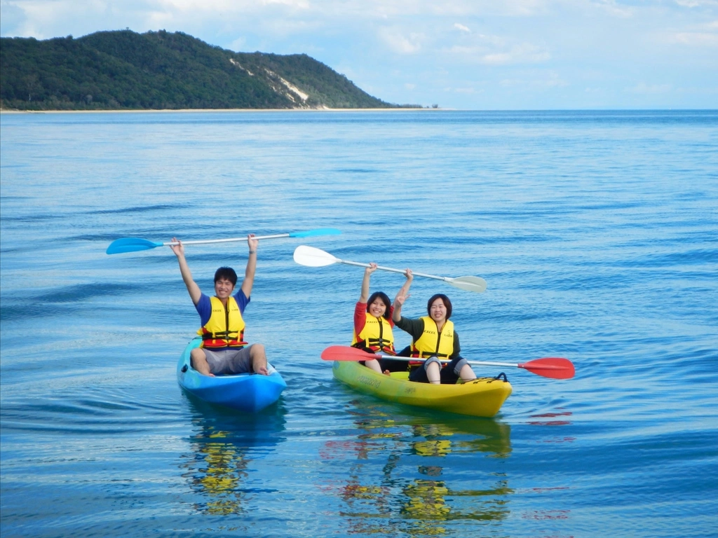 Kayaking in Moreton Island