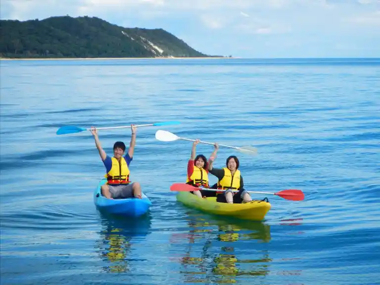 Kayaking in Moreton Island
