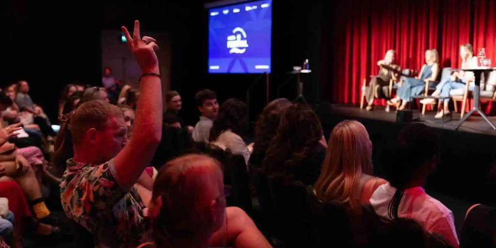 Meet the Showrunners Image 1