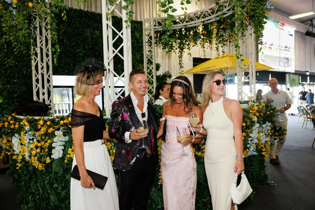 Melbourne Cup Day at Gold Coast Turf Club. Image 3