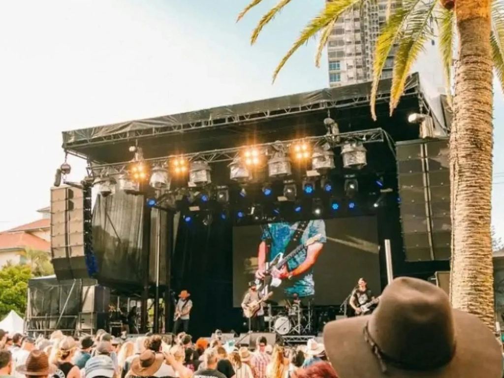 Groundwater Country Music Festival at The Beach Hotel Image 1
