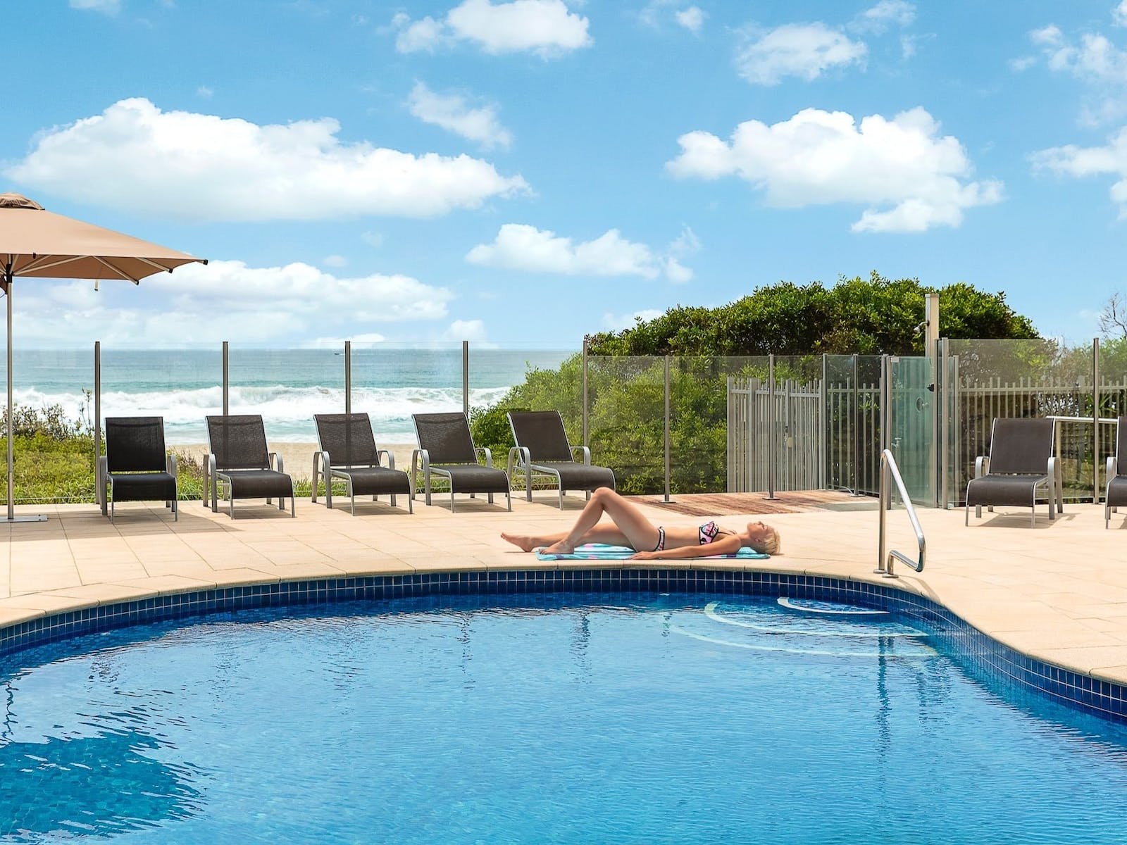 5% Discount $75 Dinner Voucher & Bottle of Wine