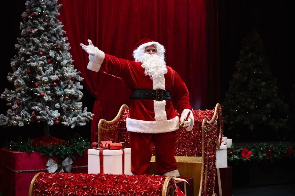 The Greatest Christmas Show Image 2