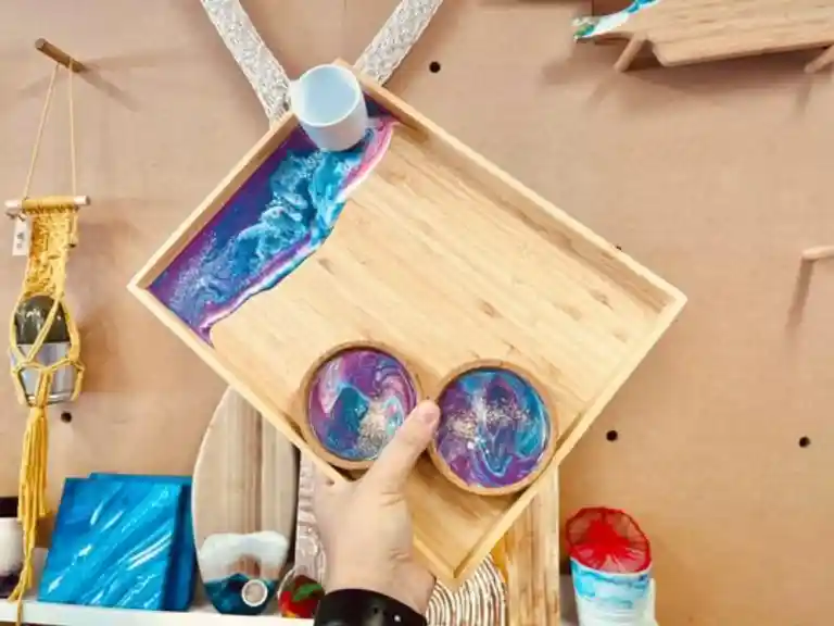 Learn to resin a breakfast tray or resin coasters - Mount Tamborine Sip 'n' Dip Image 2
