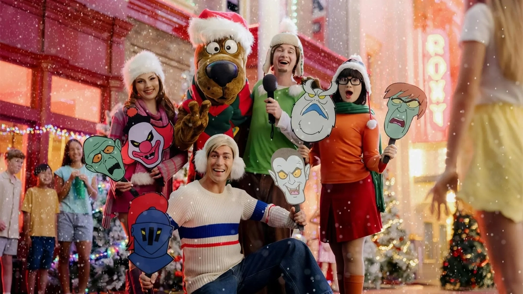 White Christmas at Warner Bros. Movie World Image 2