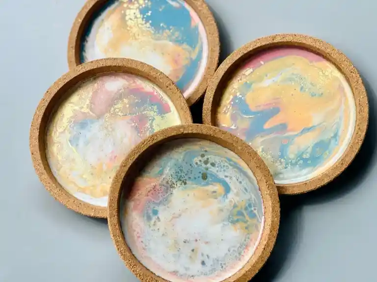 Learn to resin a breakfast tray or resin coasters - Mount Tamborine Sip 'n' Dip Image 3