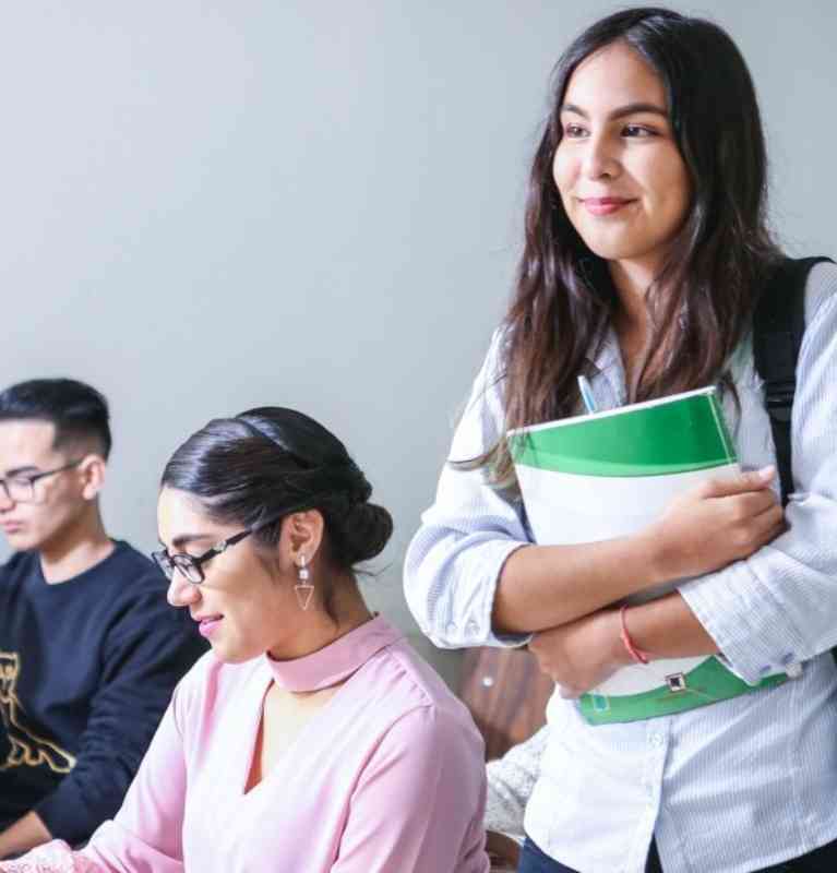 Students in class room - Mobile banner