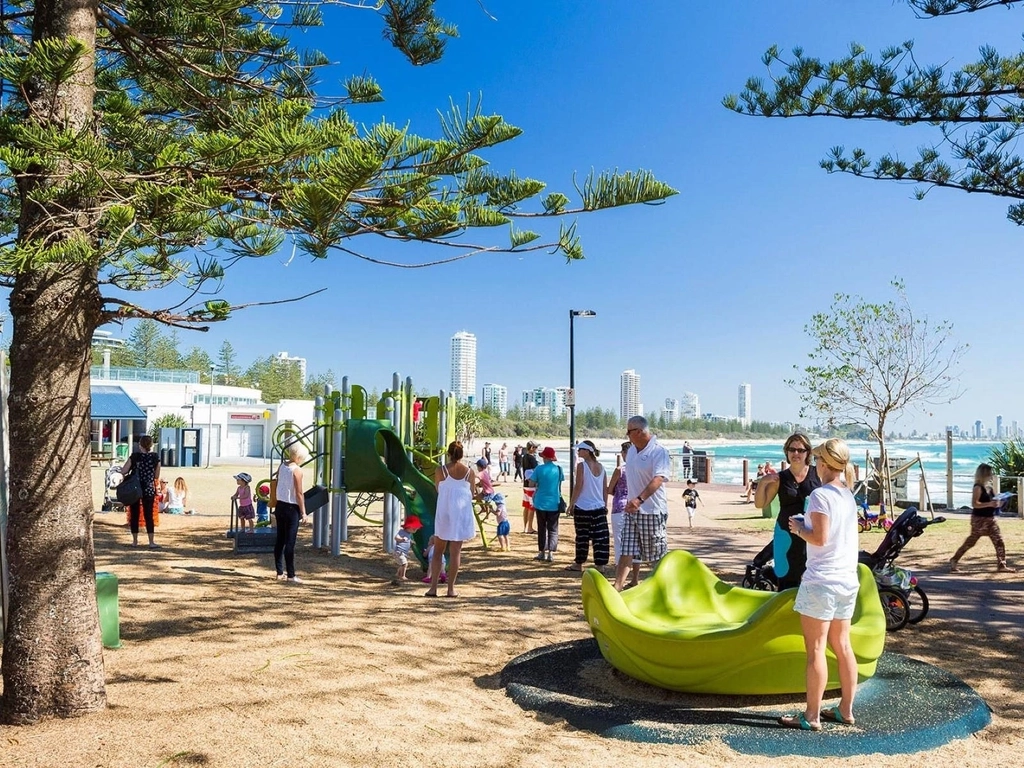 Burleigh Beach Esplanade