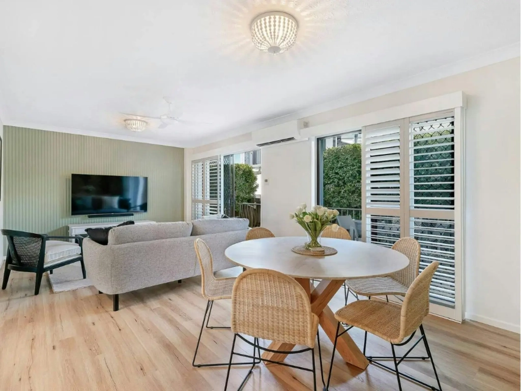 Living and dining area