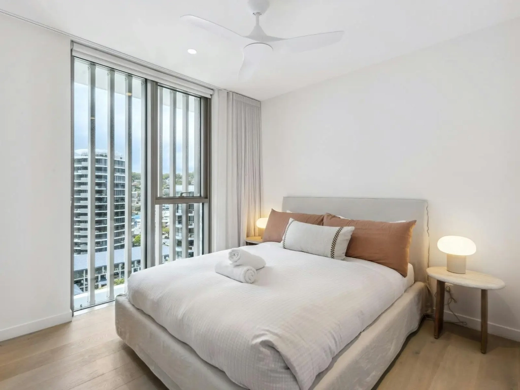 3 Bedroom unit in Burleigh - Bedroom