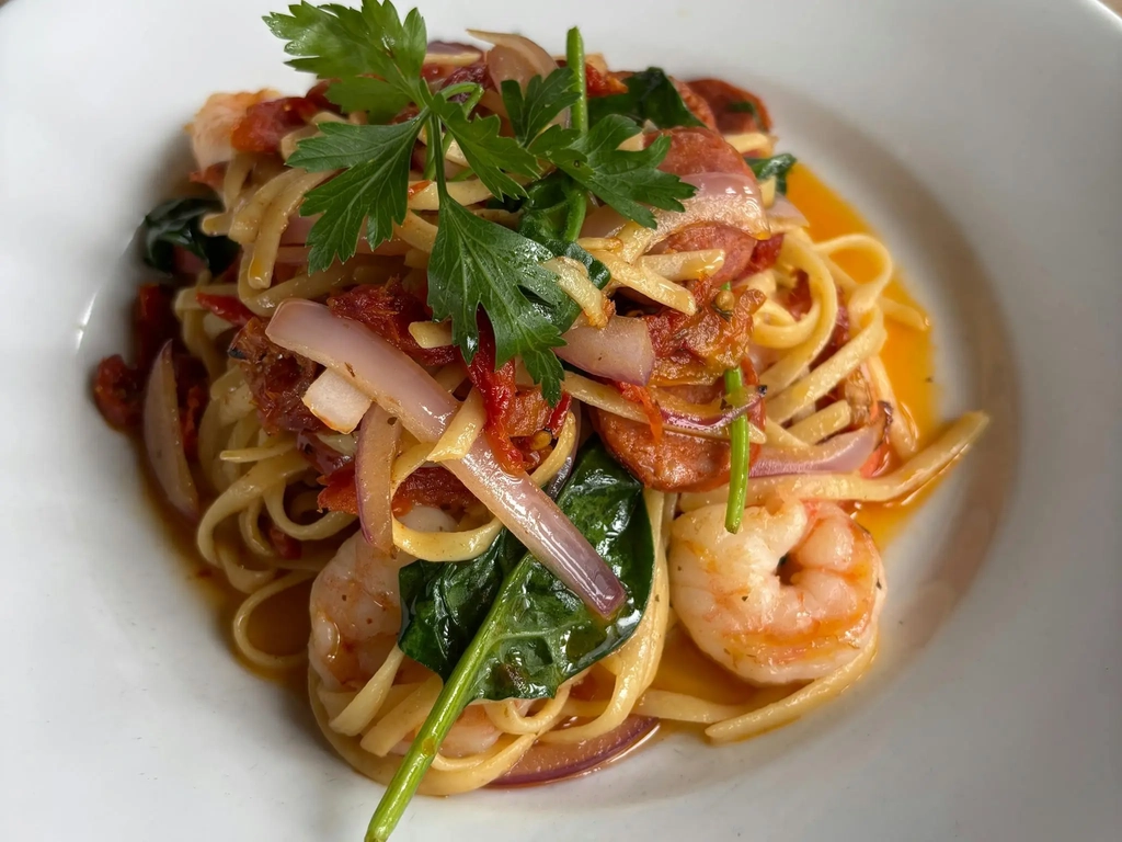 Chilli Prawn Linguine